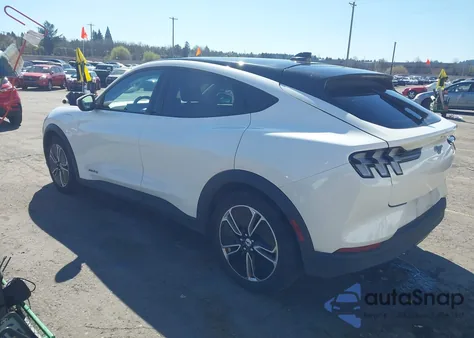 2021 Ford Mustang Mach-E Select z USA, uszkodzony, nr VIN 3FMTK1SSXMMA25269